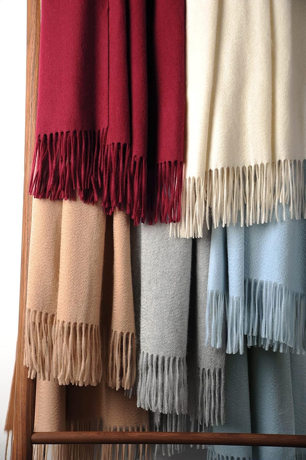 EP Mode 100% Pure Cashmere Throw Blanket for Sofa, Classic Design with Gift Box (Lt. Heather Grey) - Image 7