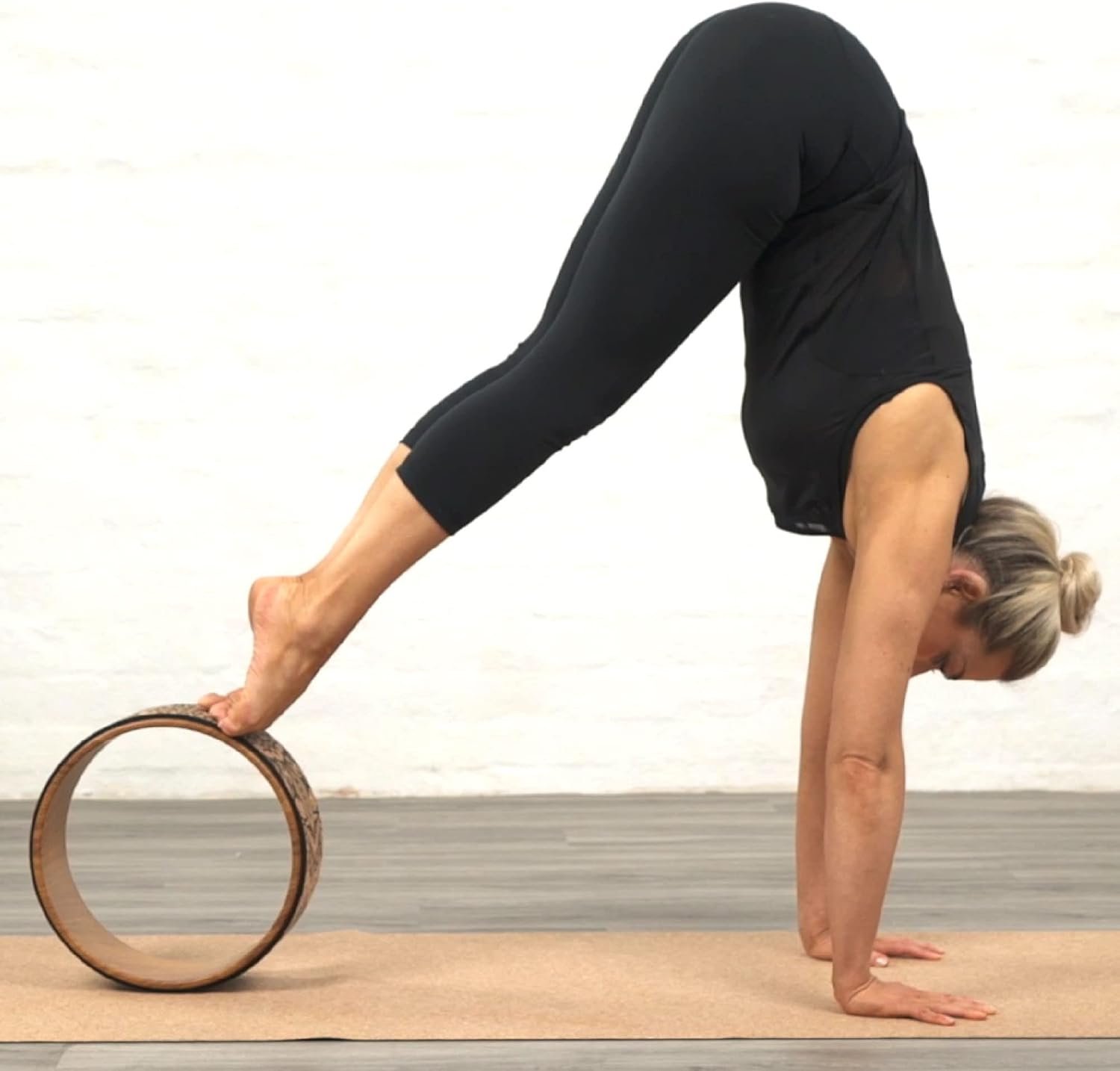 Myga Yoga Wheel,Exercise Prop for Back Pain, Yoga Poses, Pilates, Stretches, Backbend Inversions and Bridge Position,Improves Flexibility, Balance and Core Strength - Image 2