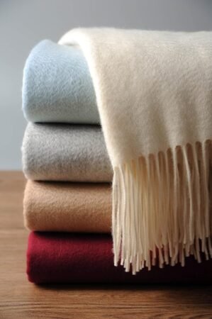 EP Mode 100% Pure Cashmere Throw Bl...