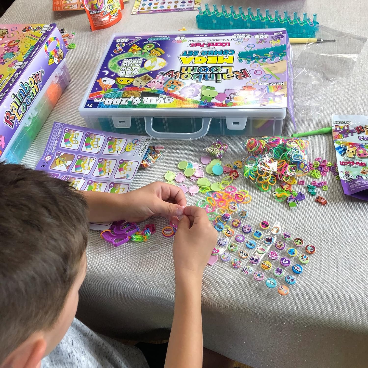 Rainbow Loom® Loomi-Pals™ MEGA Set, Features 60 Cute Assorted LP Charms, the NEW RL2.0, Happy Looms, Hooks, Alpha & Pony Beads, 5600 Colorful Bands All in a Carrying Case for Boys and Girls 7+ - Image 13