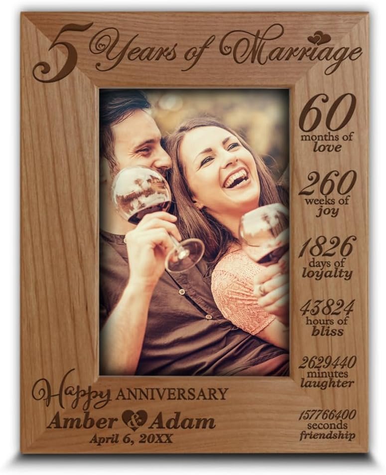 BELLA BUSTA Engraved Wood 5th Anniversary Picture Frame